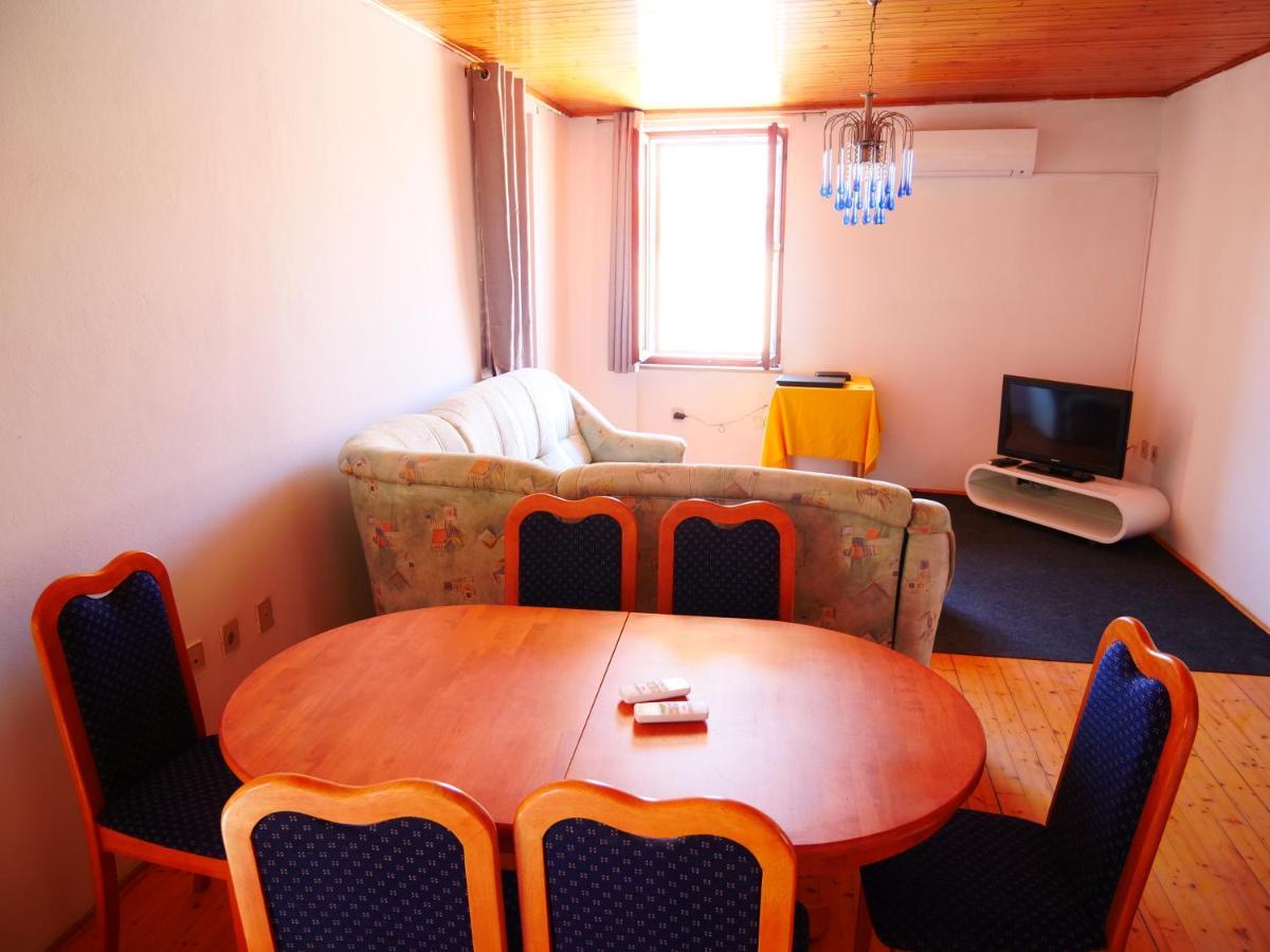 Apartment Piranhe ภายนอก รูปภาพ